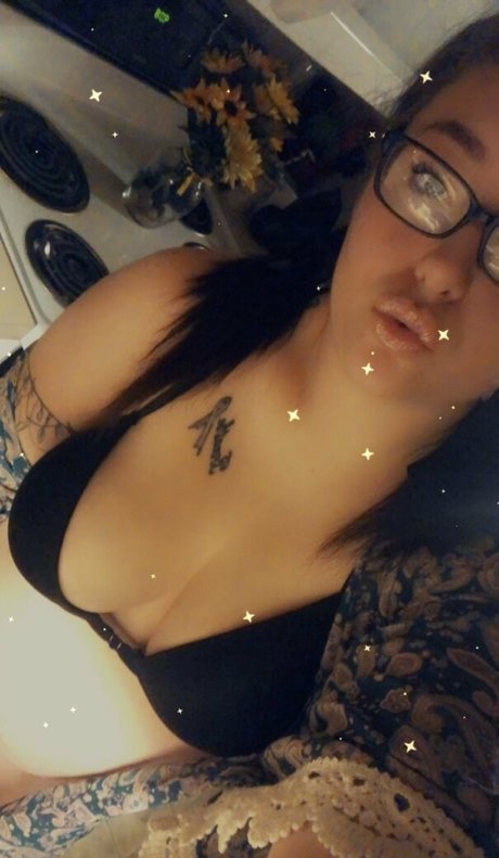 Naakte gelekte OnlyFans-foto van Sunflowerbabe2297