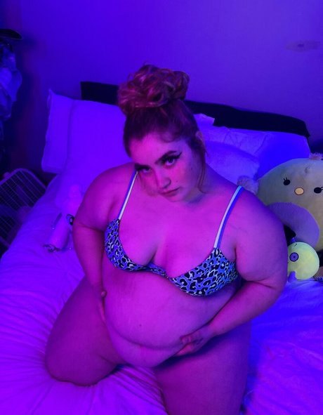 Naakte gelekte OnlyFans-foto van Lilmamakay12