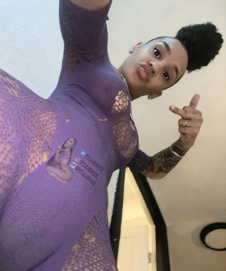 Naakte gelekte OnlyFans-foto van Tianhie
