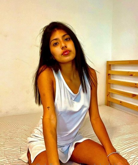 Naakte gelekte OnlyFans-foto van Xxxdulcelatinaxxx