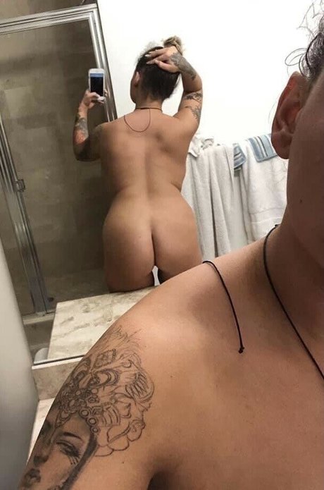 Naakte gelekte OnlyFans-foto van Kittyxxxglitter