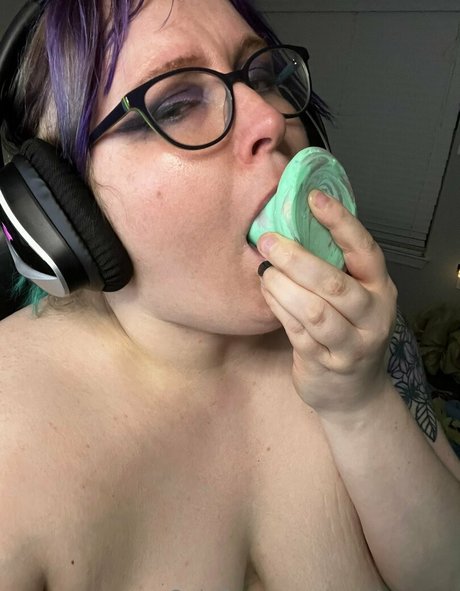 Naakte gelekte OnlyFans-foto van Toastysyren