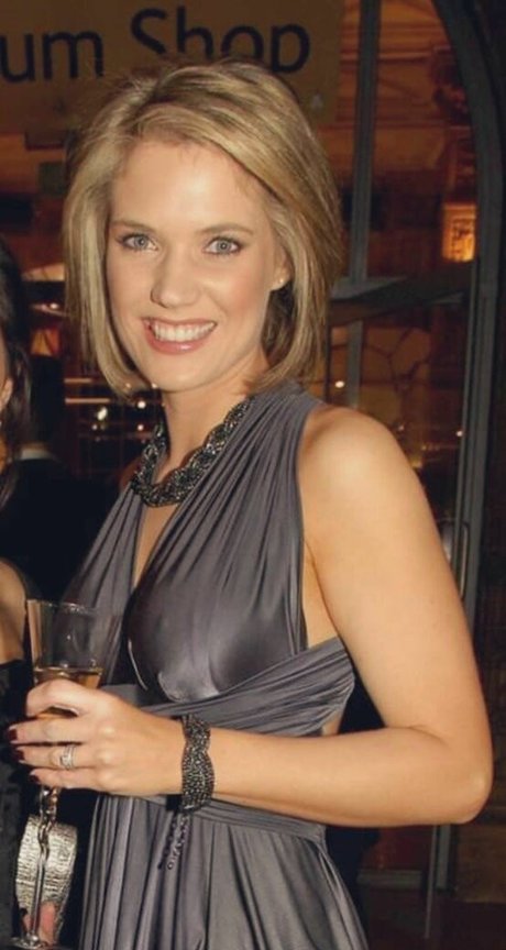 Naakte gelekte OnlyFans-foto van Charlotte Hawkins
