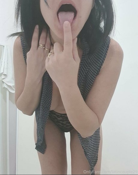 Sexylatinawife