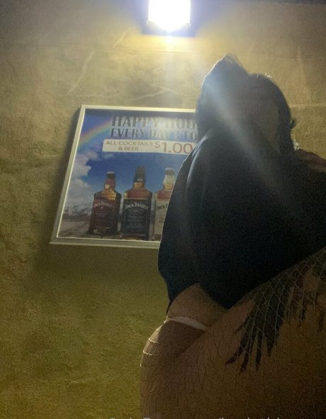 Naakte gelekte OnlyFans-foto van Hariethhoney