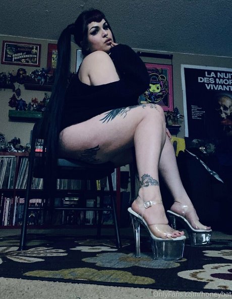 Naakte gelekte OnlyFans-foto van Hariethhoney
