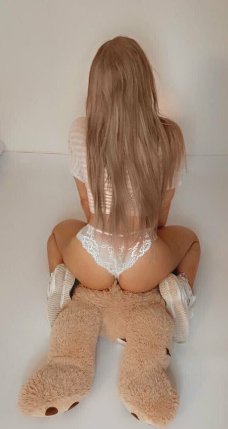 Naakte gelekte OnlyFans-foto van Xxxbella