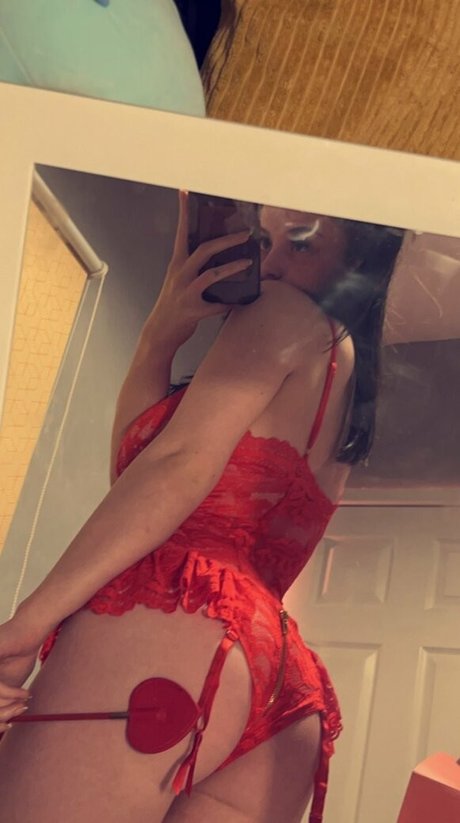 Naakte gelekte OnlyFans-foto van Eleri Evans