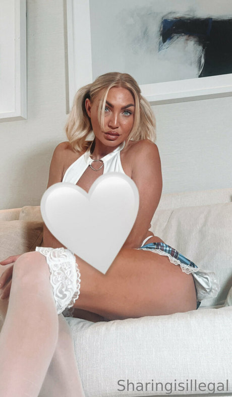 Thenakednorwegian