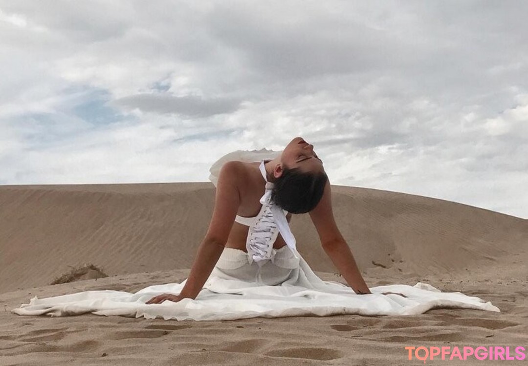 Naakte gelekte OnlyFans-foto van Ophelie Rullier #1123