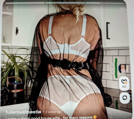 Naakte gelekte OnlyFans-foto van Saterra St Jean