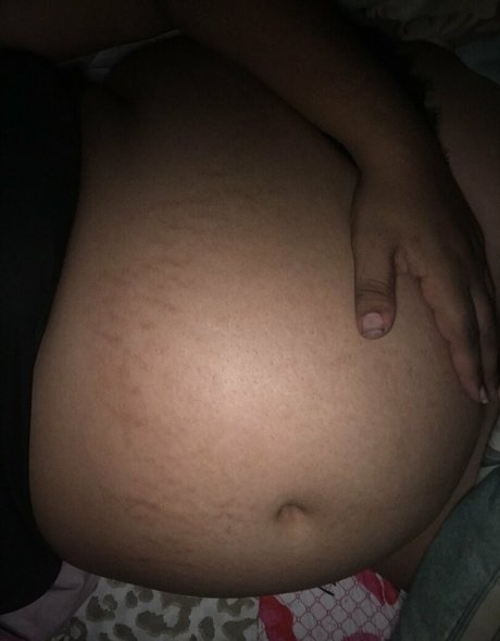 Naakte gelekte OnlyFans-foto van Dairyqueen94