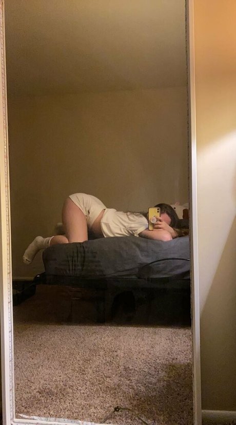 Naakte gelekte OnlyFans-foto van Kinkycowgirlk8