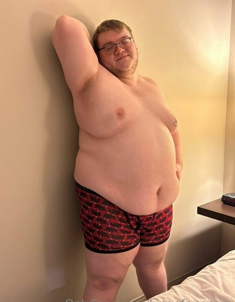 Naakte gelekte OnlyFans-foto van Kingofpuppers