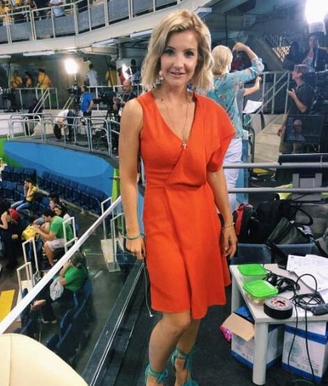 Naakte gelekte OnlyFans-foto van Helen Skelton