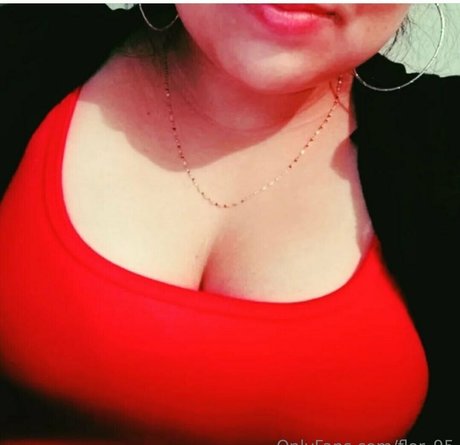 Naakte gelekte OnlyFans-foto van Flor95