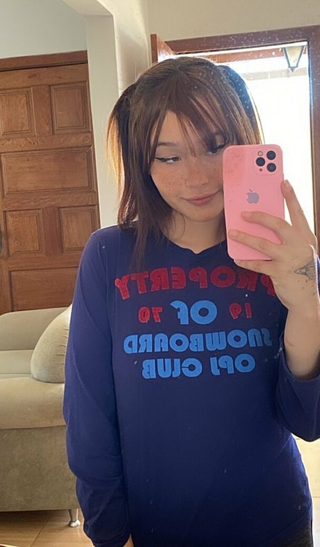 Naakte gelekte OnlyFans-foto van Sailllllormars