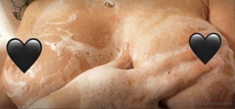 Naakte gelekte OnlyFans-foto van Lovesicksavii