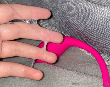 Naakte gelekte OnlyFans-foto van Oceanttv
