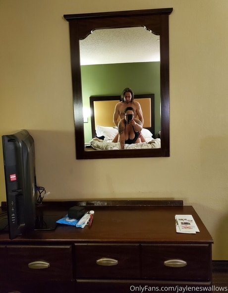 Jayleneswallows
