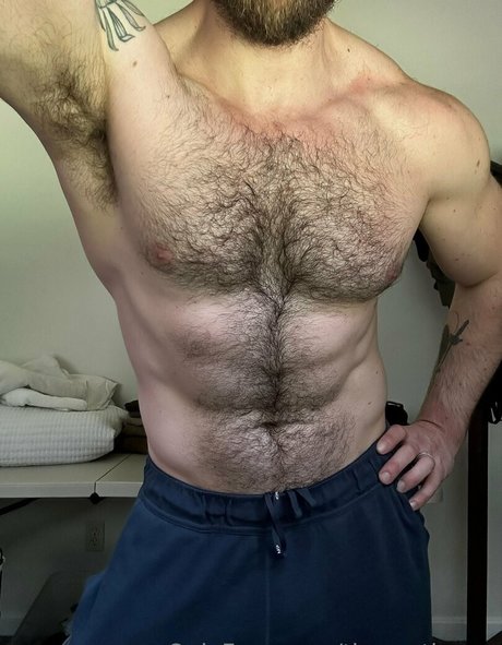 Naakte gelekte OnlyFans-foto van Thenorthmen