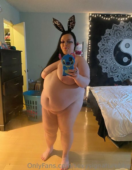Naakte gelekte OnlyFans-foto van Sexysignaturebbw