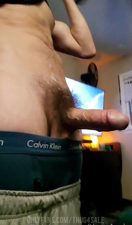 Naakte gelekte OnlyFans-foto van Thug4sale