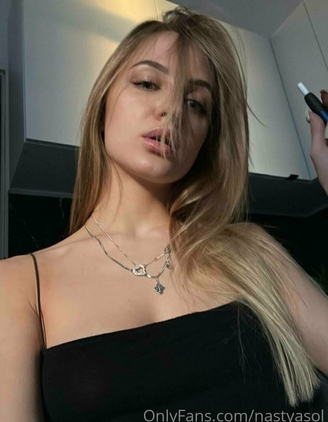 Naakte gelekte OnlyFans-foto van Nastyasol
