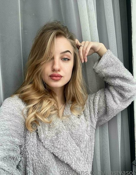 Naakte gelekte OnlyFans-foto van Nastyasol