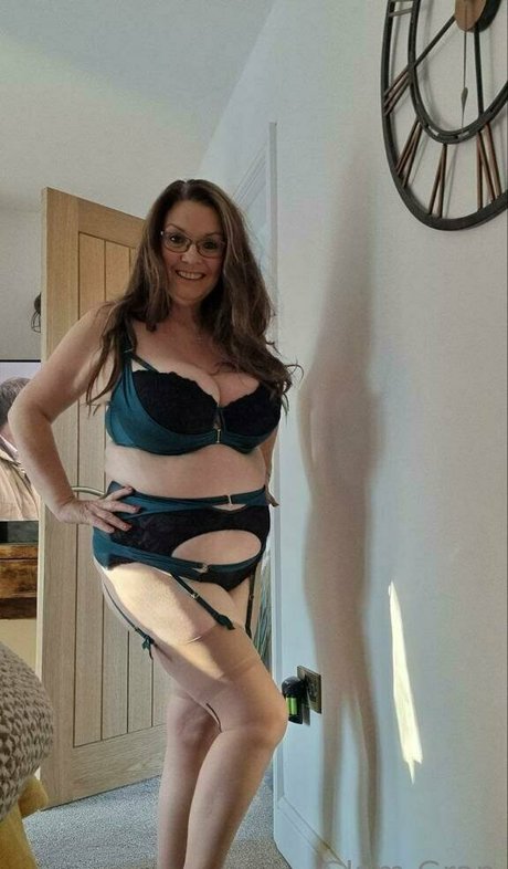 Glamgran56