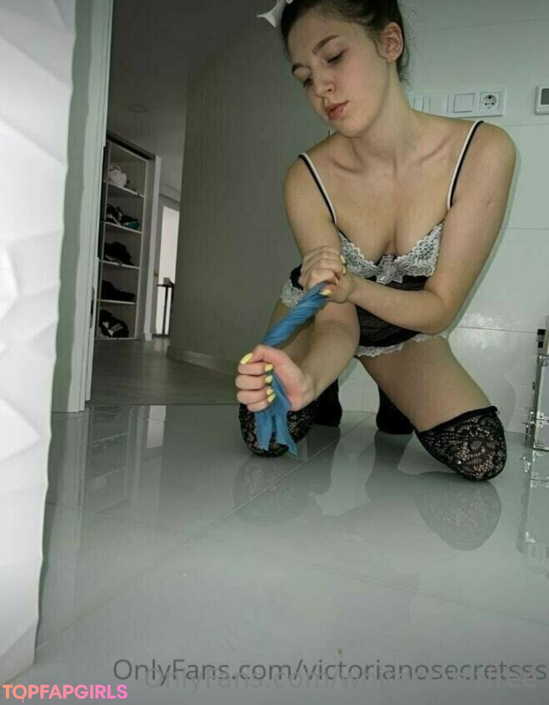 Naakte gelekte OnlyFans-foto van Whiterrabitfree #123 Naakte gelekte OnlyFans-foto van Whiterrabitfree #123