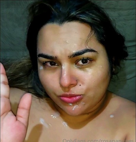 Naakte gelekte OnlyFans-foto van Rosananunes