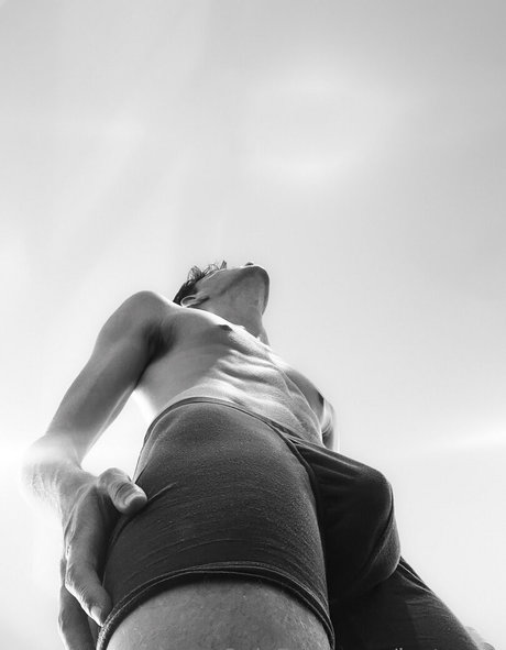 Naakte gelekte OnlyFans-foto van Justmax