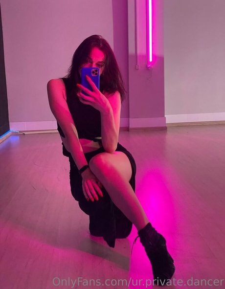 Urr.private.dance