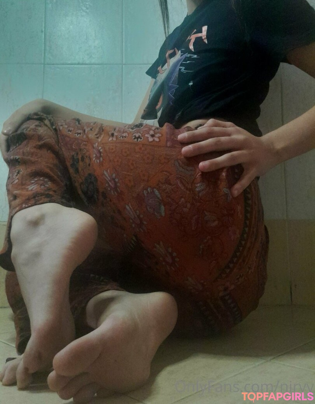 Naakte gelekte OnlyFans-foto van Nirvy #25 Naakte gelekte OnlyFans-foto van Nirvy #25