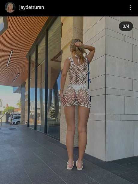 Naakte gelekte OnlyFans-foto van Jayde Truran