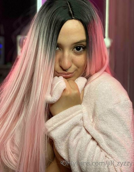 Naakte gelekte OnlyFans-foto van Maddysonbella