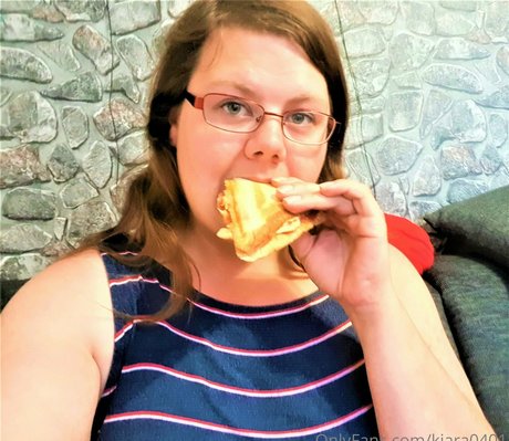 Naakte gelekte OnlyFans-foto van Kjara0401