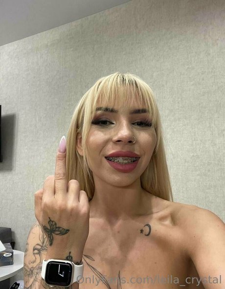 Naakte gelekte OnlyFans-foto van Leilacrystal