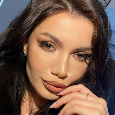 Naakte gelekte OnlyFans-foto van Sinsofamanda
