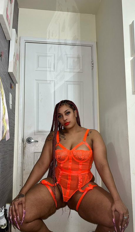 Naakte gelekte OnlyFans-foto van Purpkisses