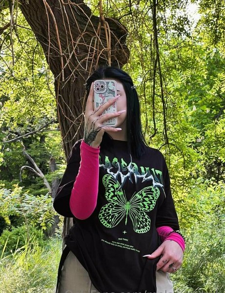 Melanie_dark