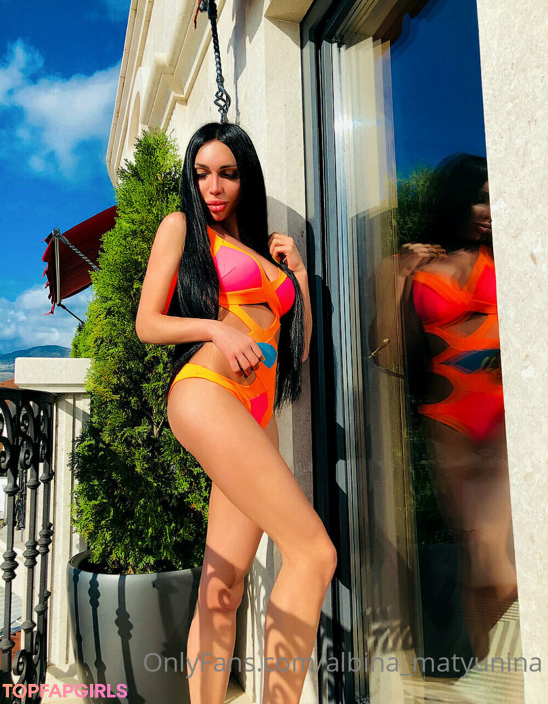 Naakte gelekte OnlyFans-foto van Albinamatyunina #13 Naakte gelekte OnlyFans-foto van Albinamatyunina #13