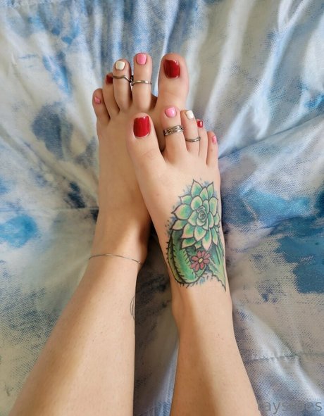 Naakte gelekte OnlyFans-foto van Taystoes