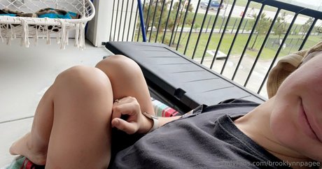 Naakte gelekte OnlyFans-foto van Brooklynnpagee