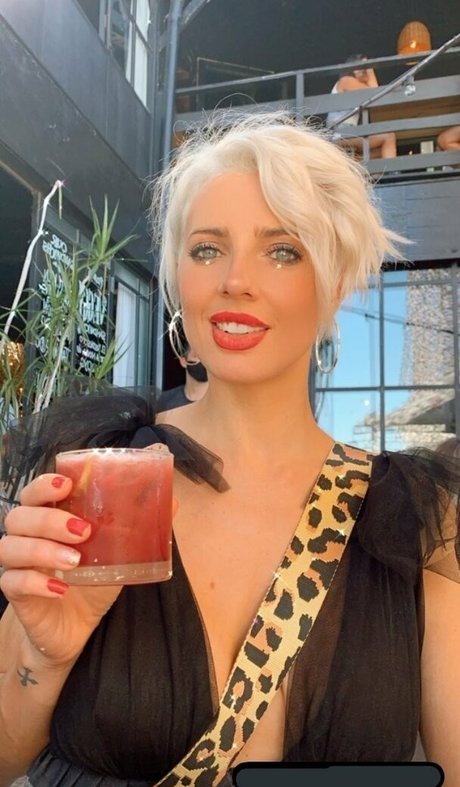 Naakte gelekte OnlyFans-foto van Tamara Bella