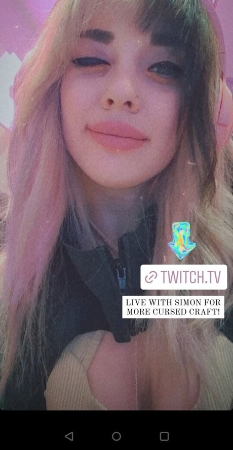 Naakte gelekte OnlyFans-foto van Geestargames