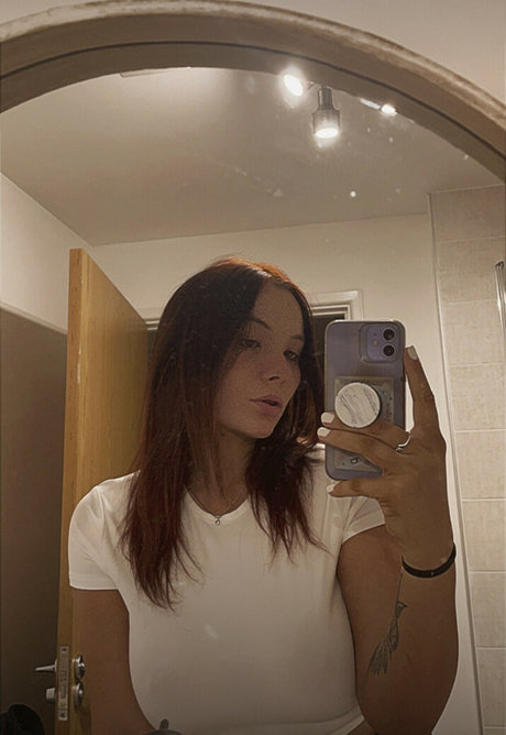 Naakte gelekte OnlyFans-foto van Khh23