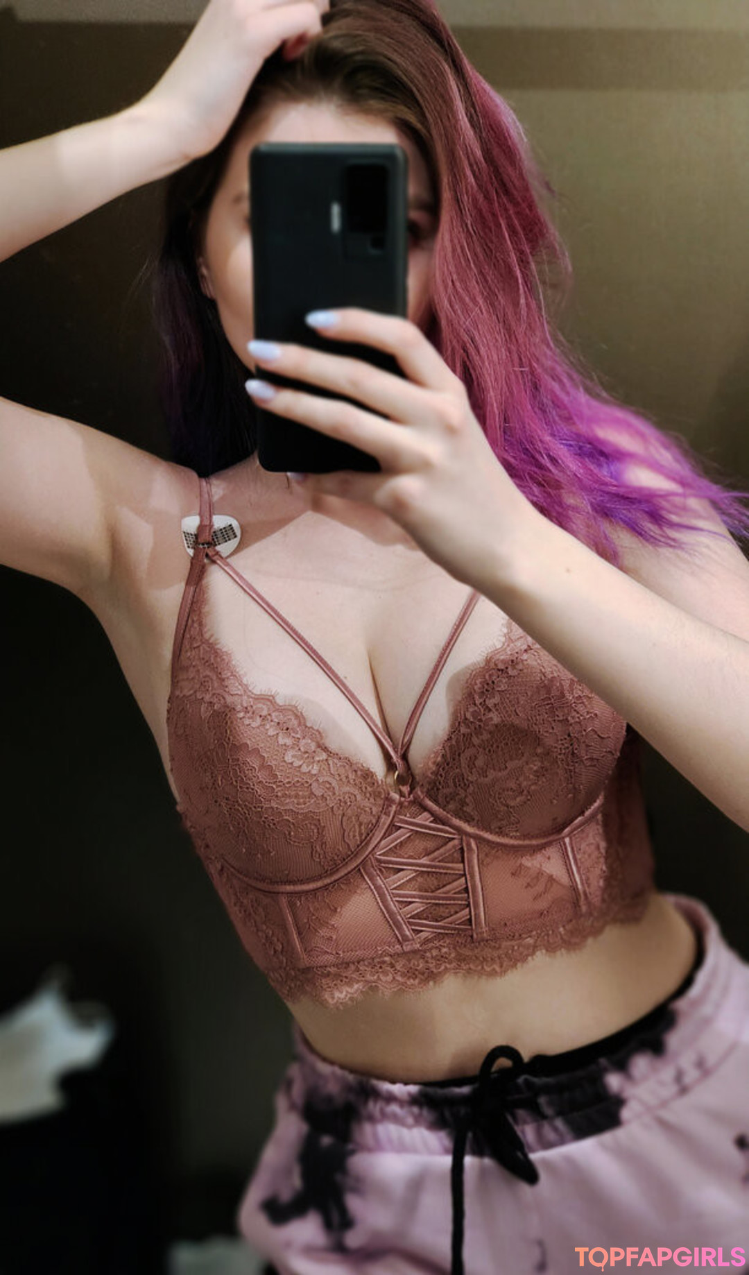 Naakte gelekte OnlyFans-foto van Lipisinkaaa #252 Naakte gelekte OnlyFans-foto van Lipisinkaaa #252