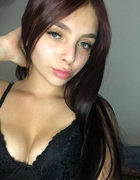 Naakte gelekte OnlyFans-foto van Babyyluxury